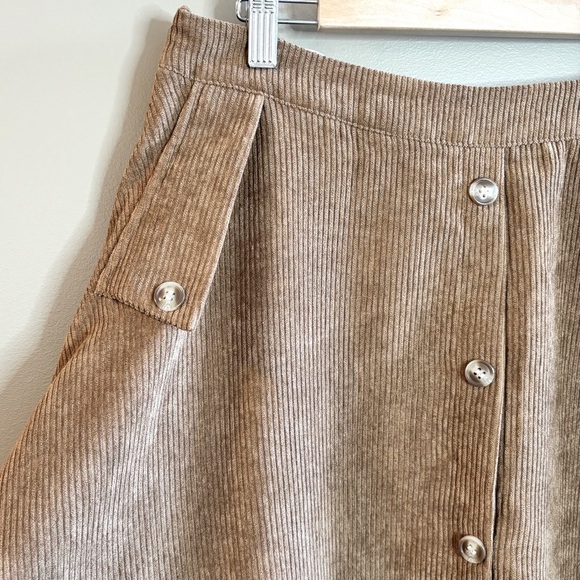 NWOT Corduroy A Line Short Skirt - Picture 2 of 7